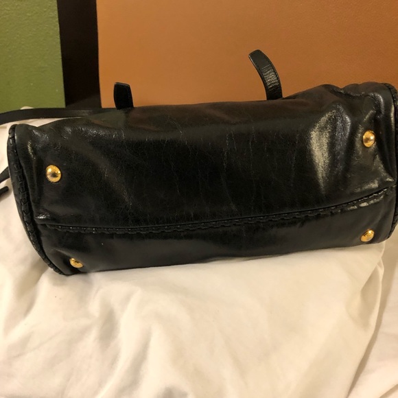 Authentic Prada calfskin leather handbag black and gold - Picture 4 of 14